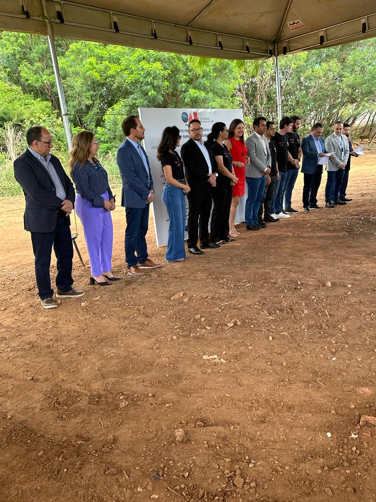 Presidente da Anoreg MT participa de lançamento da obra da sede